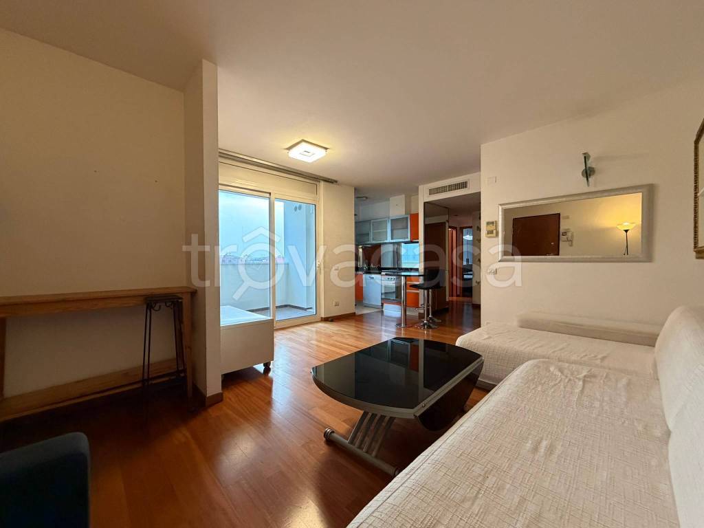 appartamento in vendita a Vicenza in zona Cattane