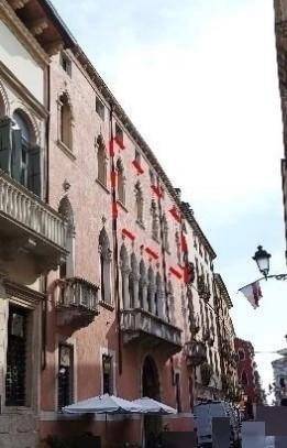 ufficio in vendita a Vicenza in zona Centro Storico