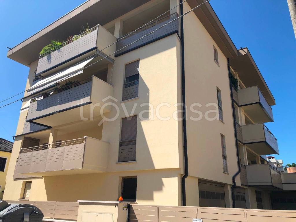 appartamento in vendita a Vicenza in zona San Lazzaro/Pomari