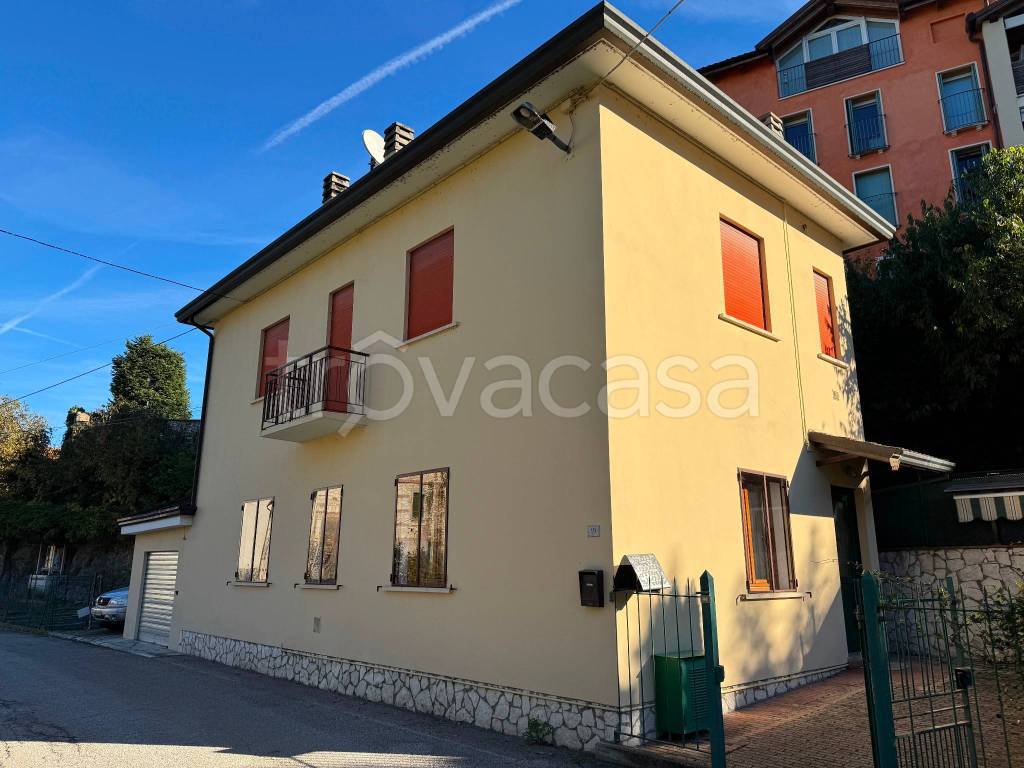 casa indipendente in vendita a Vicenza in zona Riviera Berica