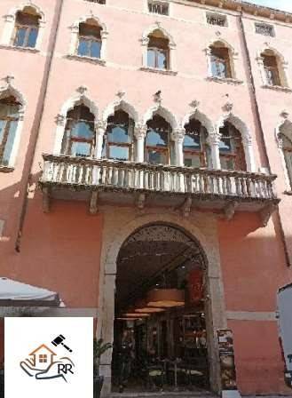 appartamento in vendita a Vicenza in zona Centro Storico