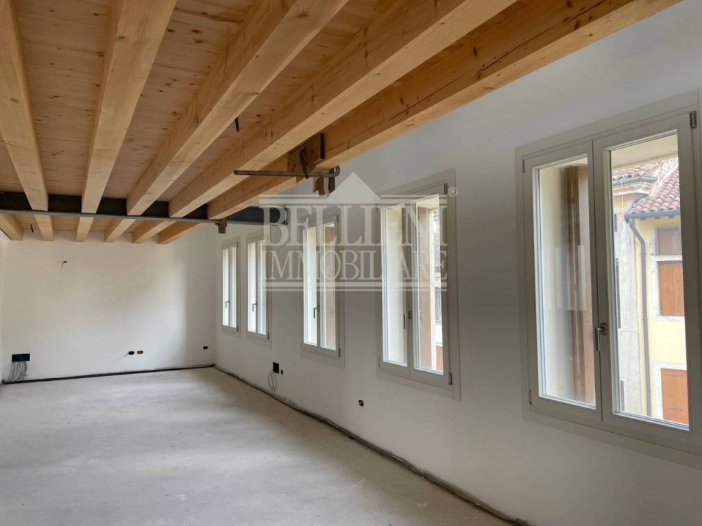 appartamento in vendita a Vicenza in zona Centro Storico