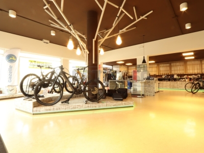 negozio in vendita a Vicenza in zona Pio X