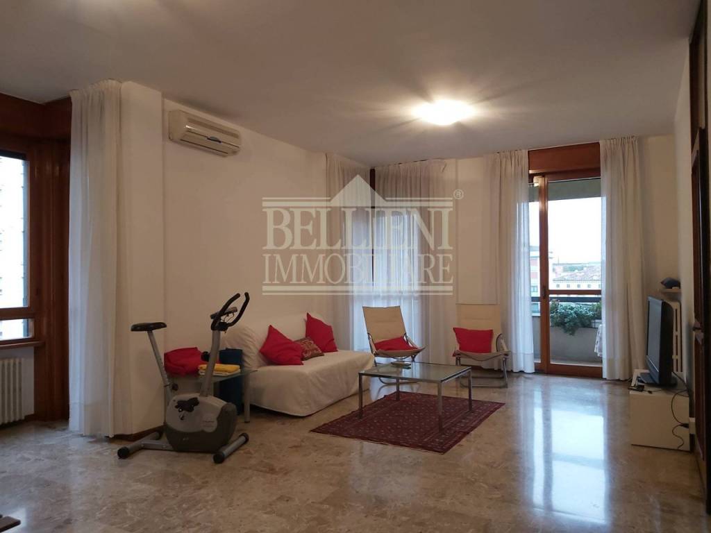 appartamento in vendita a Vicenza in zona Centro Storico