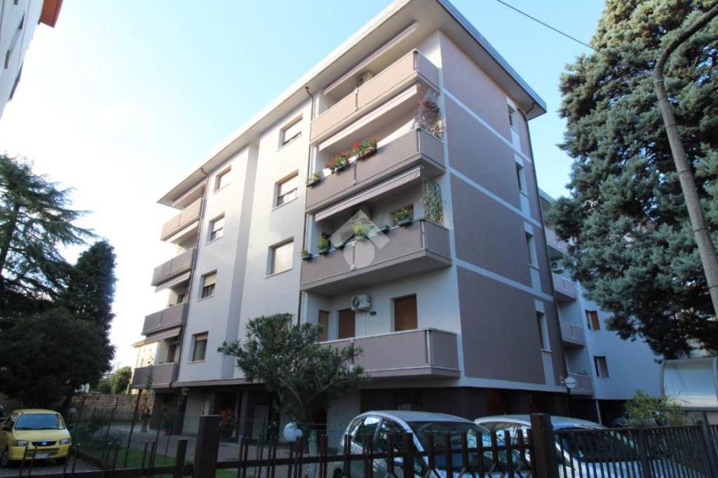 appartamento in vendita a Vicenza in zona San Bortolo/San Paolo