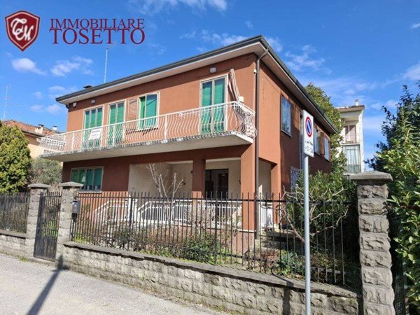 casa indipendente in vendita a Vicenza in zona Borgo Berga