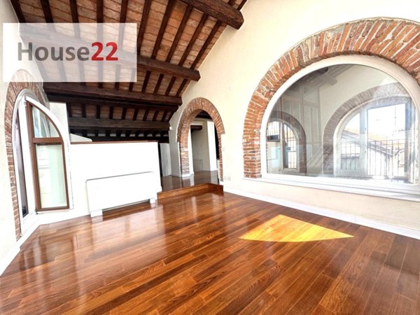 appartamento in vendita a Vicenza in zona Borgo Berga