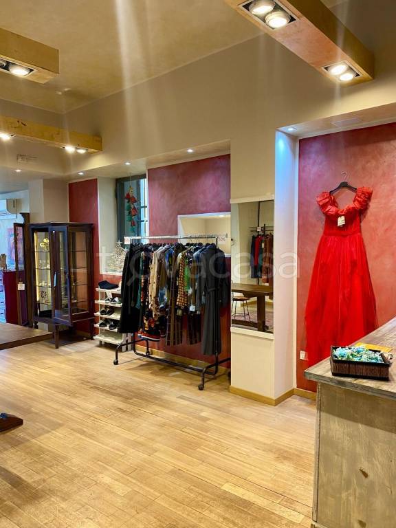 negozio in vendita a Vicenza in zona Centro Storico