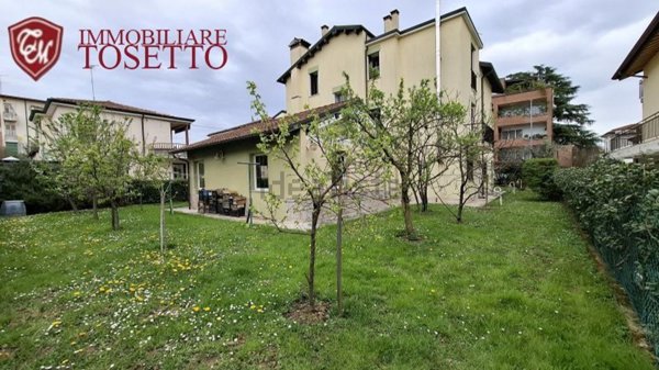 casa indipendente in vendita a Vicenza in zona San Bortolo/San Paolo