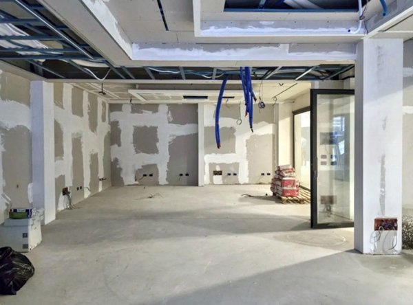 negozio in vendita a Vicenza in zona San Lazzaro/Pomari