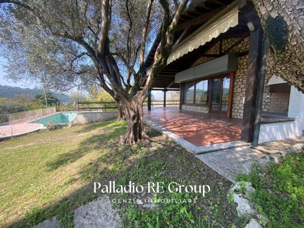 casa indipendente in vendita a Vicenza in zona Centro Storico