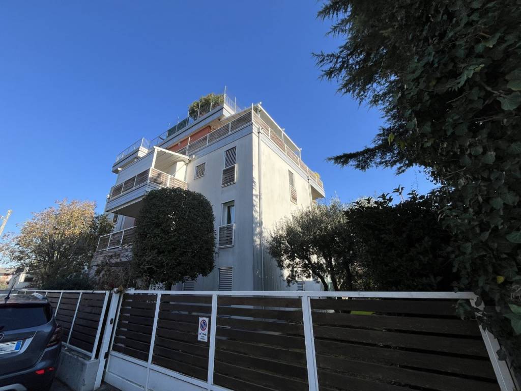 appartamento in vendita a Vicenza in zona Saviabona