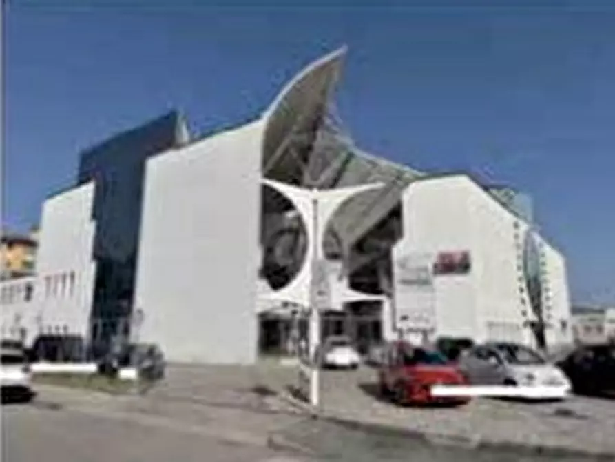 negozio in vendita a Vicenza in zona San Lazzaro/Pomari