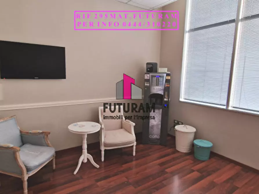 casa indipendente in vendita a Vicenza