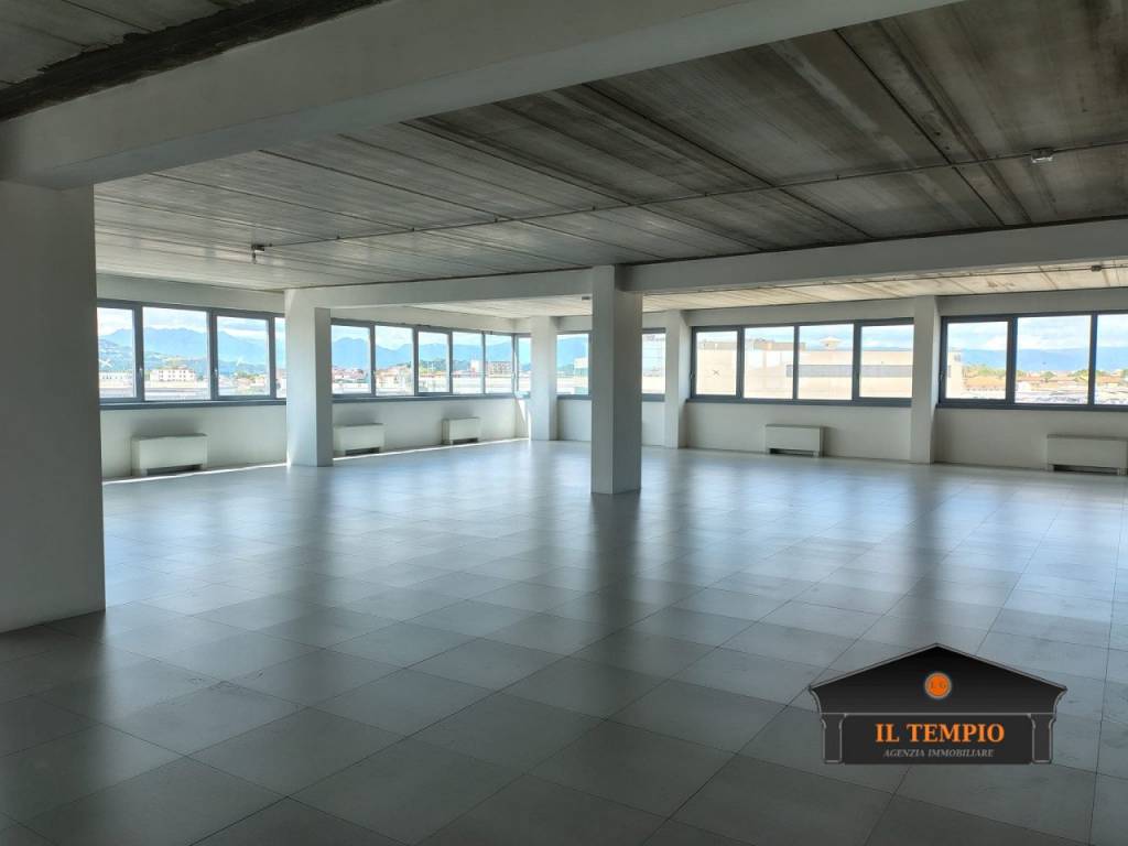 ufficio in vendita a Vicenza in zona Monte Berico