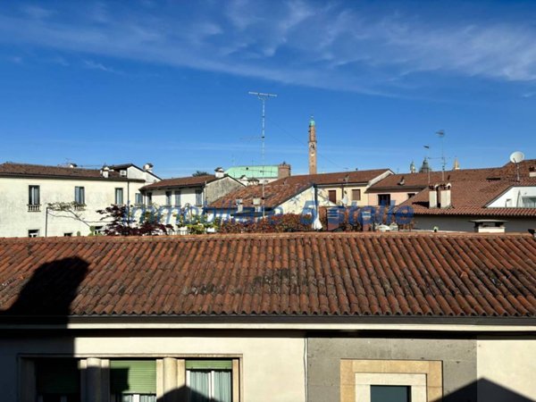 appartamento in vendita a Vicenza in zona Centro Storico