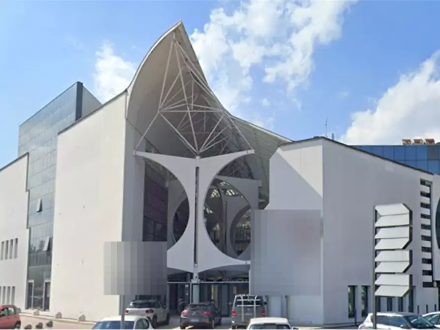 negozio in vendita a Vicenza in zona San Lazzaro/Pomari