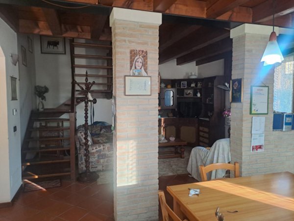 casa indipendente in vendita a Vicenza in zona Bertesina