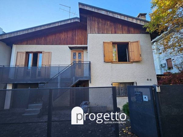 casa indipendente in vendita a Vicenza in zona Borgo Berga