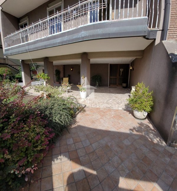 casa indipendente in vendita a Vicenza in zona Laghetto