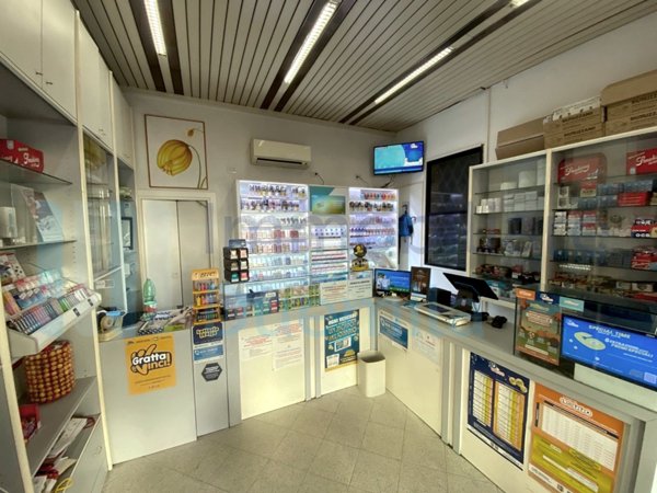 locale commerciale in vendita a Vicenza in zona Centro Storico