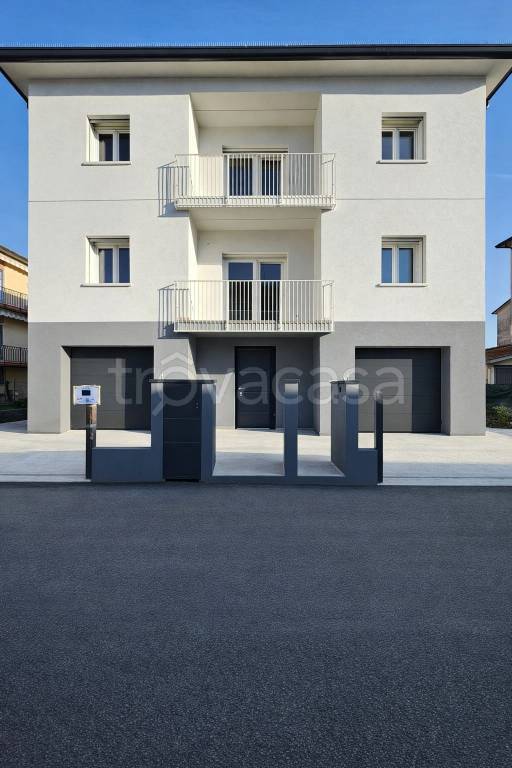 appartamento in vendita a Vicenza in zona Bertesinella