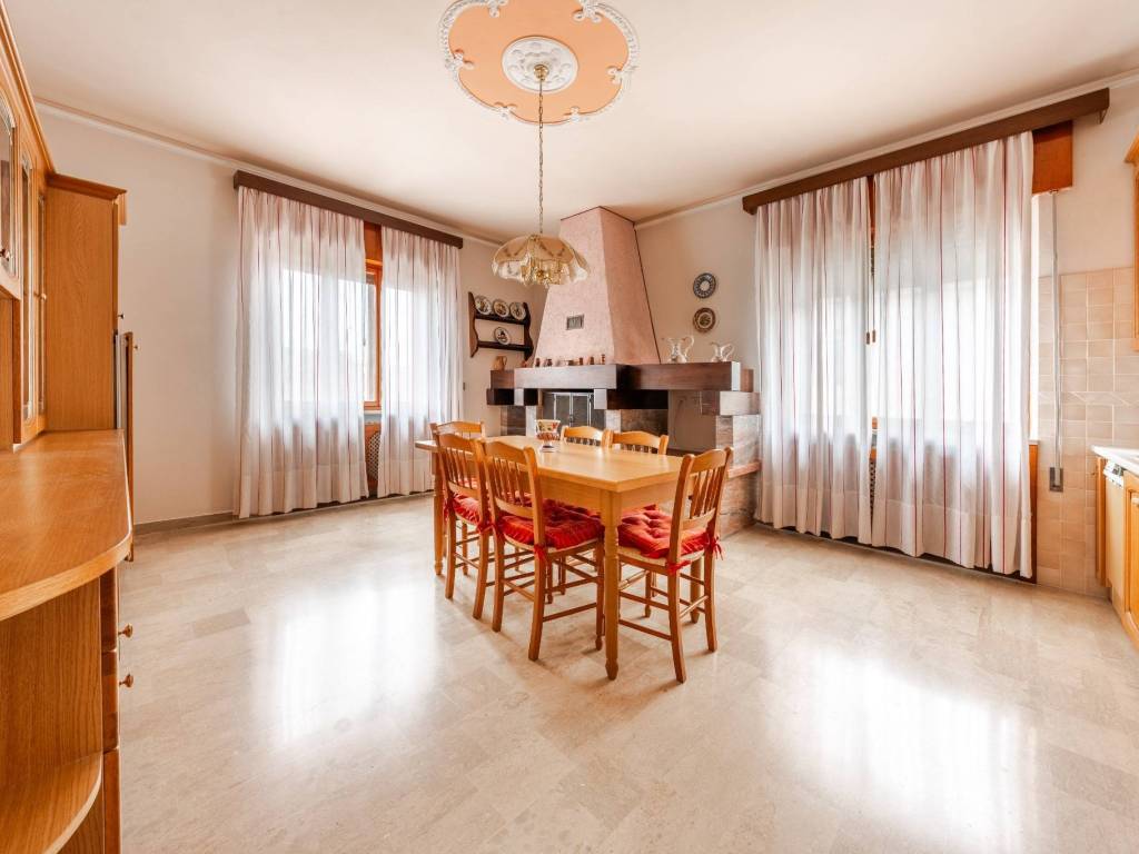 appartamento in vendita a Vicenza in zona Pio X