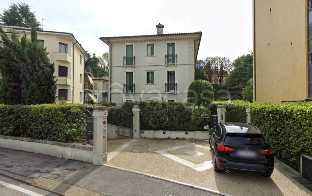 appartamento in vendita a Vicenza in zona Monte Berico