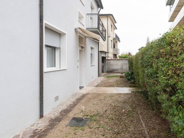 appartamento in vendita a Vicenza in zona Bertesinella