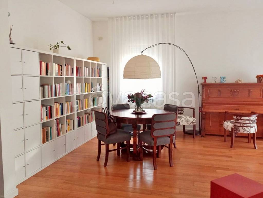 casa indipendente in vendita a Vicenza in zona Centro Storico