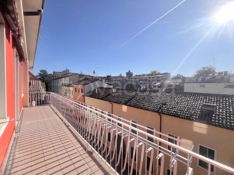 appartamento in vendita a Vicenza in zona Centro Storico