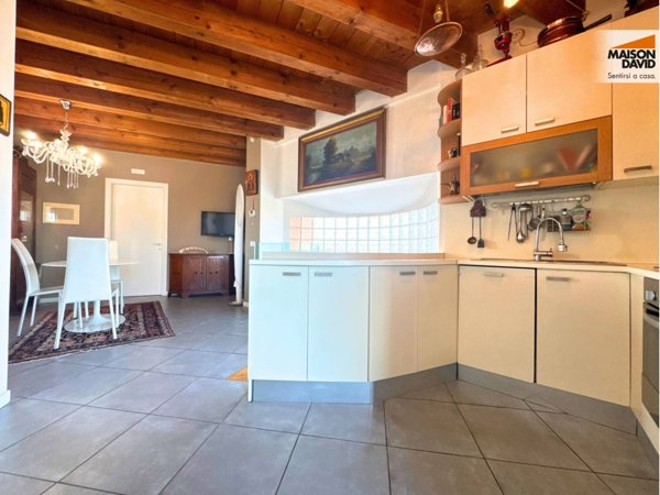 appartamento in vendita a Vicenza in zona Ferrovieri