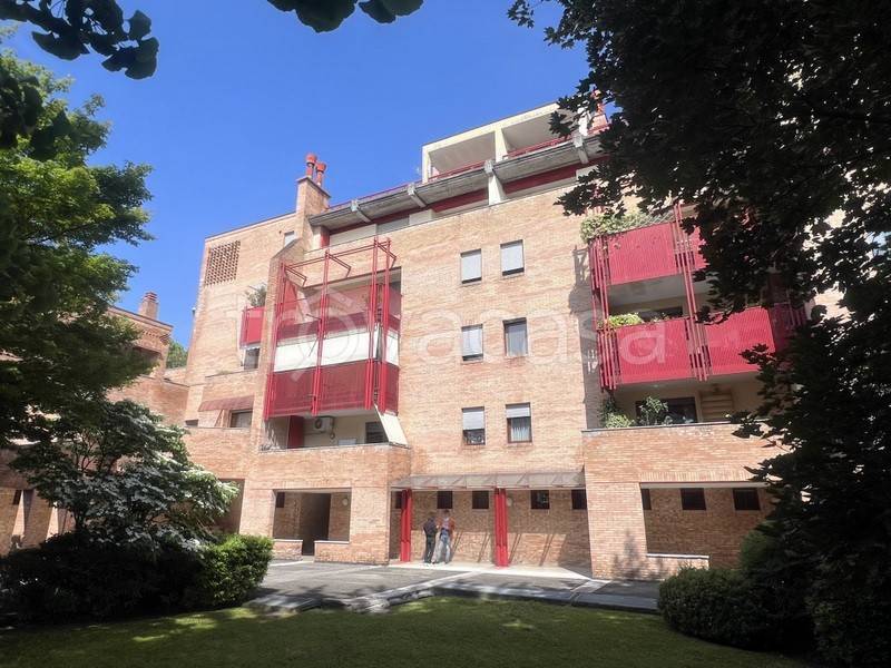 appartamento in vendita a Vicenza in zona San Bortolo/San Paolo