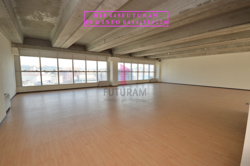 ufficio in vendita a Vicenza