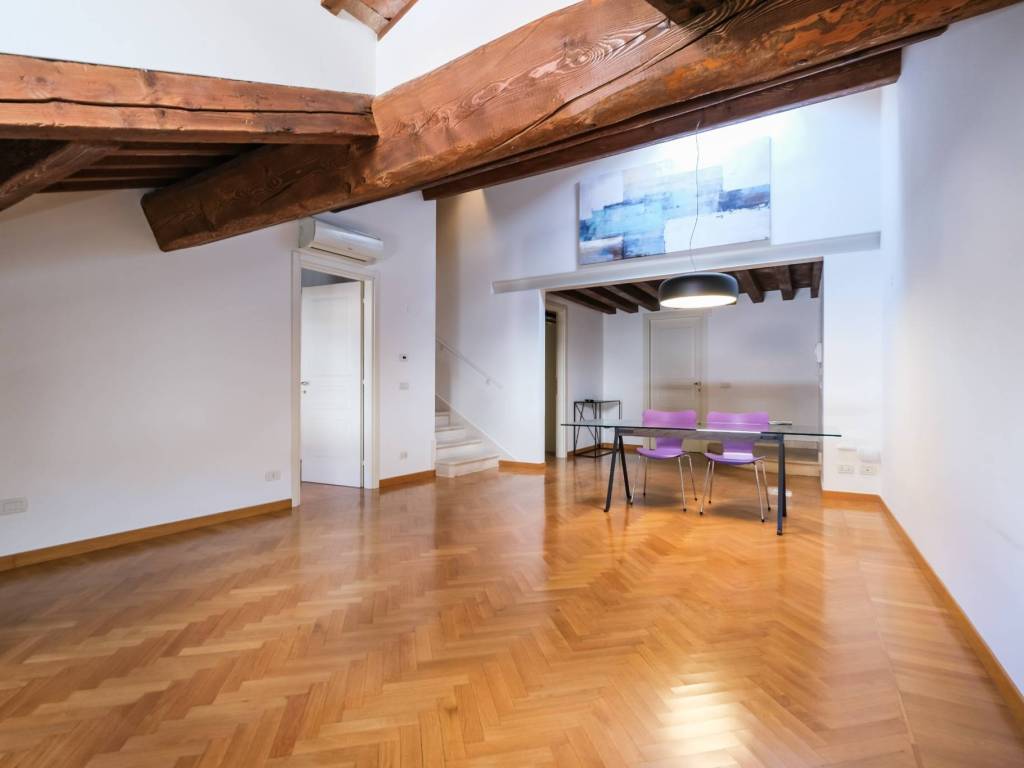 appartamento in vendita a Vicenza in zona Centro Storico