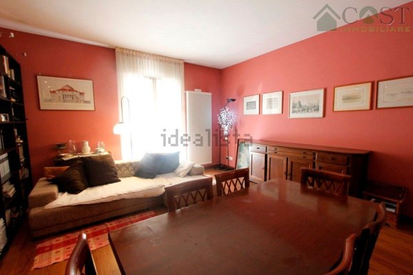 appartamento in vendita a Vicenza in zona Borgo Casale