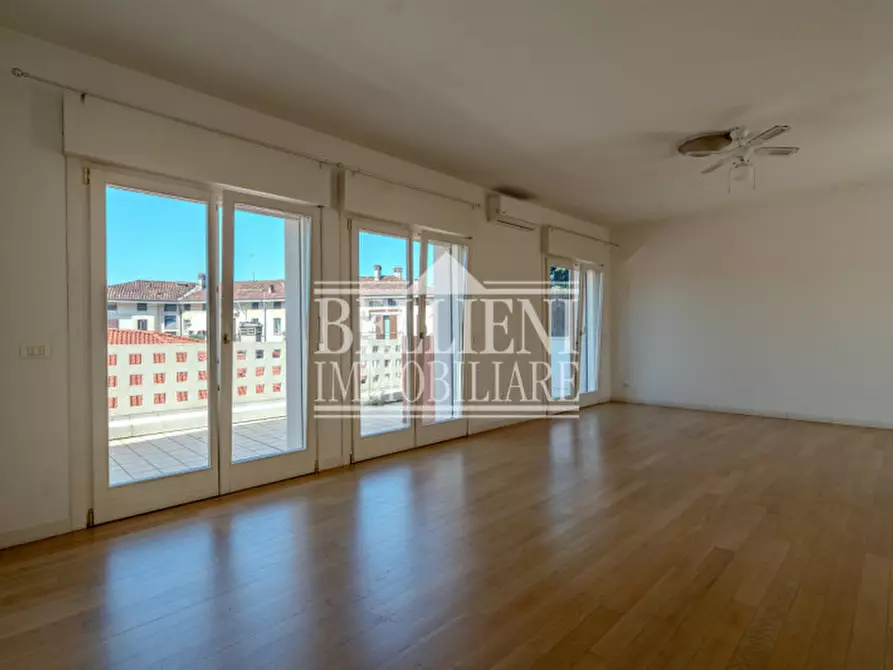 appartamento in vendita a Vicenza in zona Centro Storico