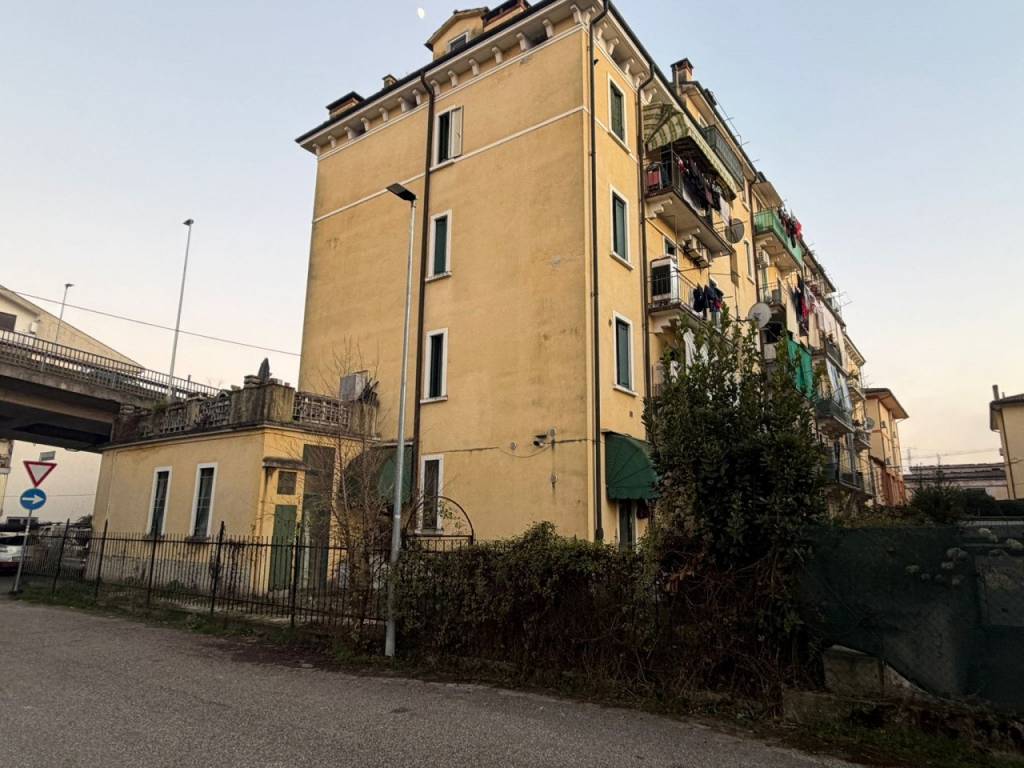 appartamento in vendita a Vicenza in zona Ferrovieri
