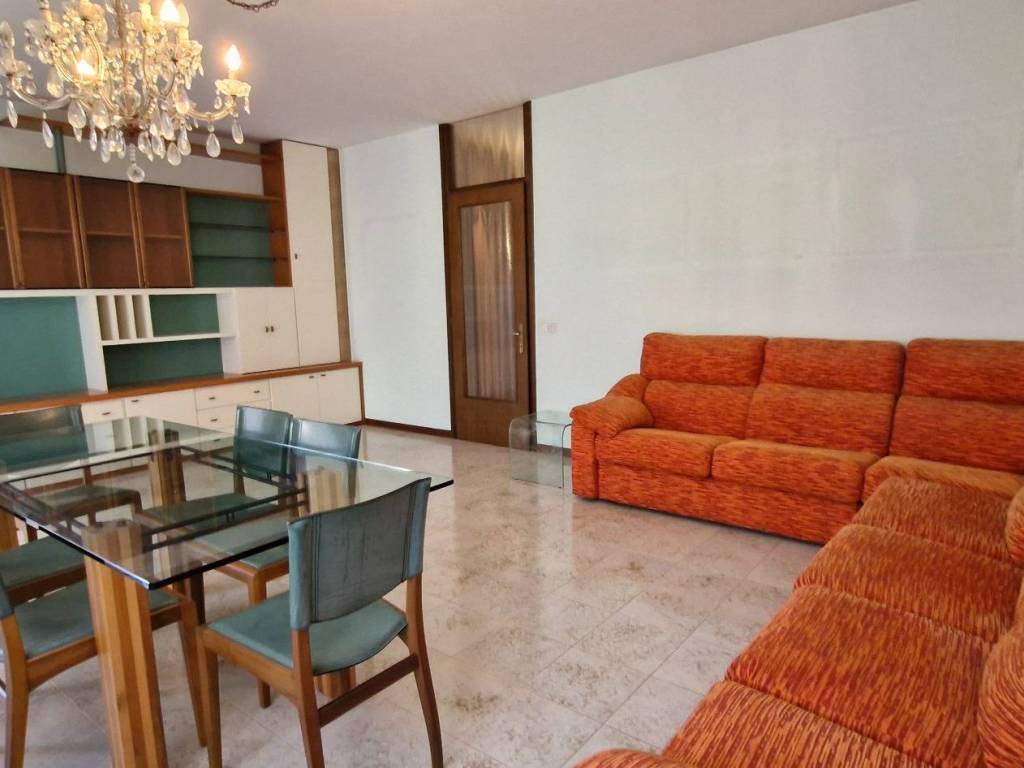 appartamento in vendita a Vicenza in zona Pio X
