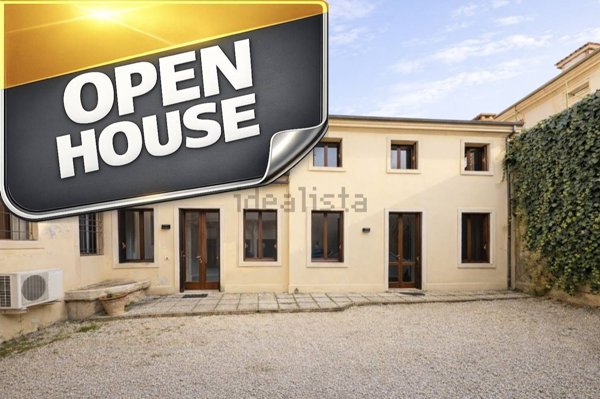 casa indipendente in vendita a Vicenza in zona Centro Storico