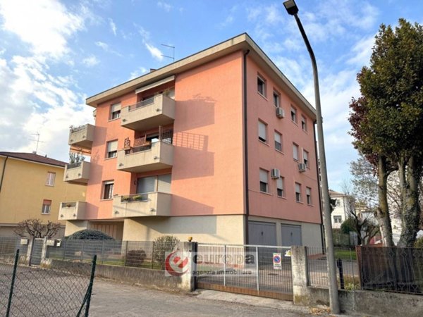 appartamento in vendita a Vicenza in zona San Bortolo/San Paolo