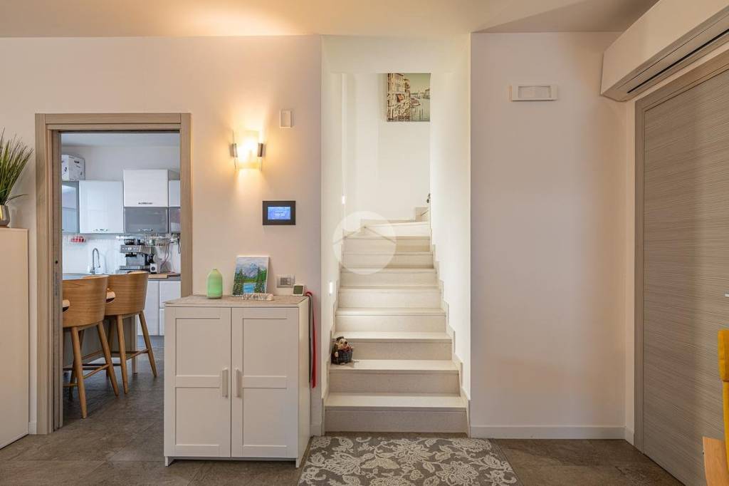 casa indipendente in vendita a Vicenza in zona Polegge