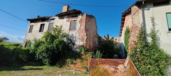 casa indipendente in vendita a Vicenza in zona Settecà
