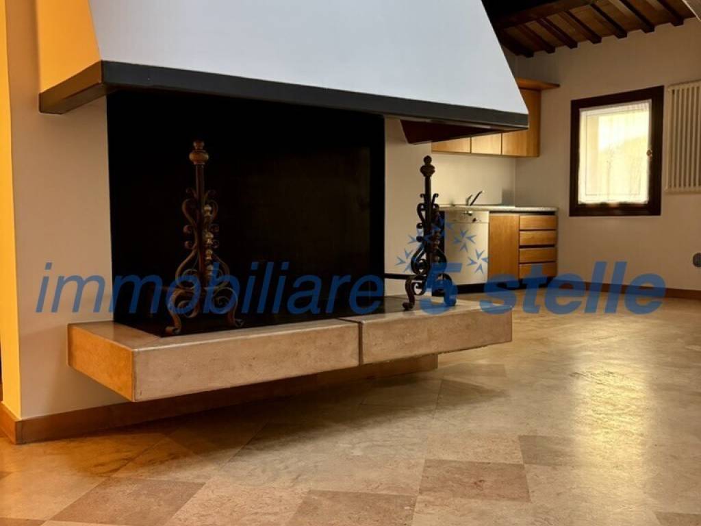 appartamento in vendita a Vicenza in zona Centro Storico