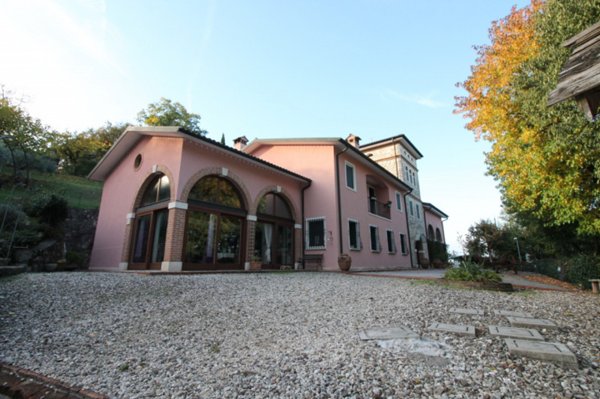 casa indipendente in vendita a Vicenza in zona Maddalene