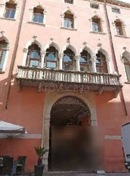 appartamento in vendita a Vicenza in zona Centro Storico