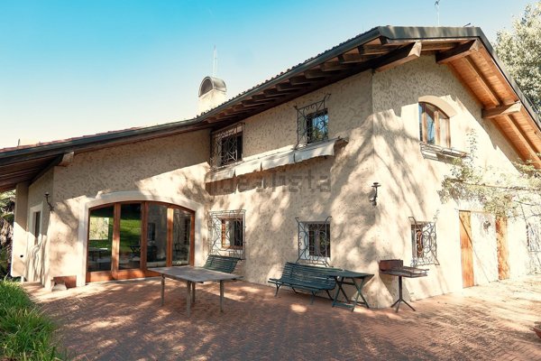 casa indipendente in vendita a Vicenza in zona Monte Berico