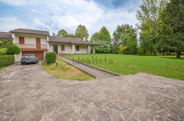 casa indipendente in vendita a Vicenza in zona Maddalene