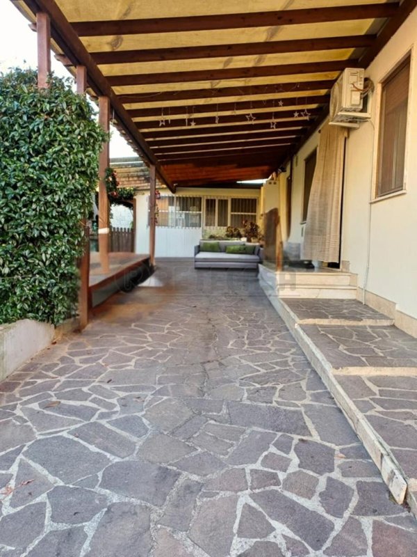 casa indipendente in vendita a Vicenza