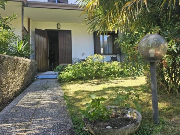 casa indipendente in vendita a Vicenza in zona Centro Storico